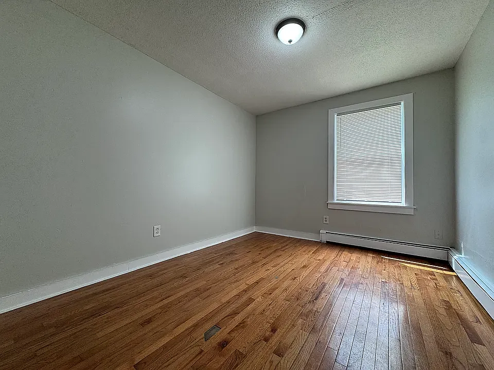 133 Clay St #3
