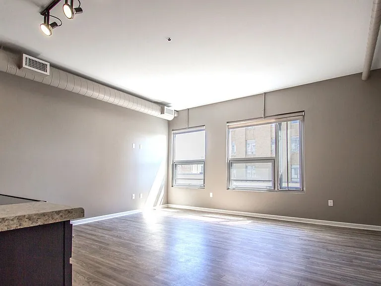 1520 Harney Street — Photo 11