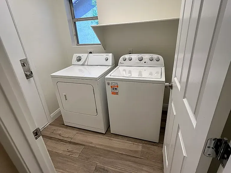 646 W Naranja Ave — Photo 11