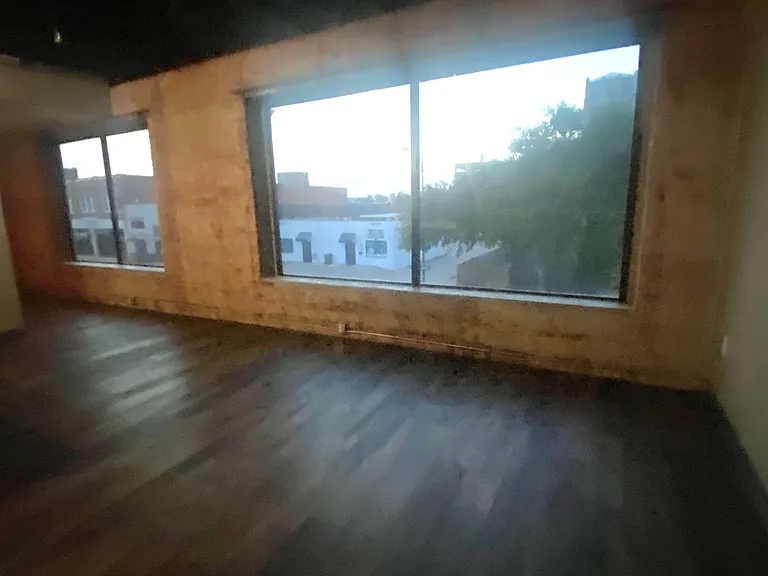 901 9th St #LOFT C — Photo 2