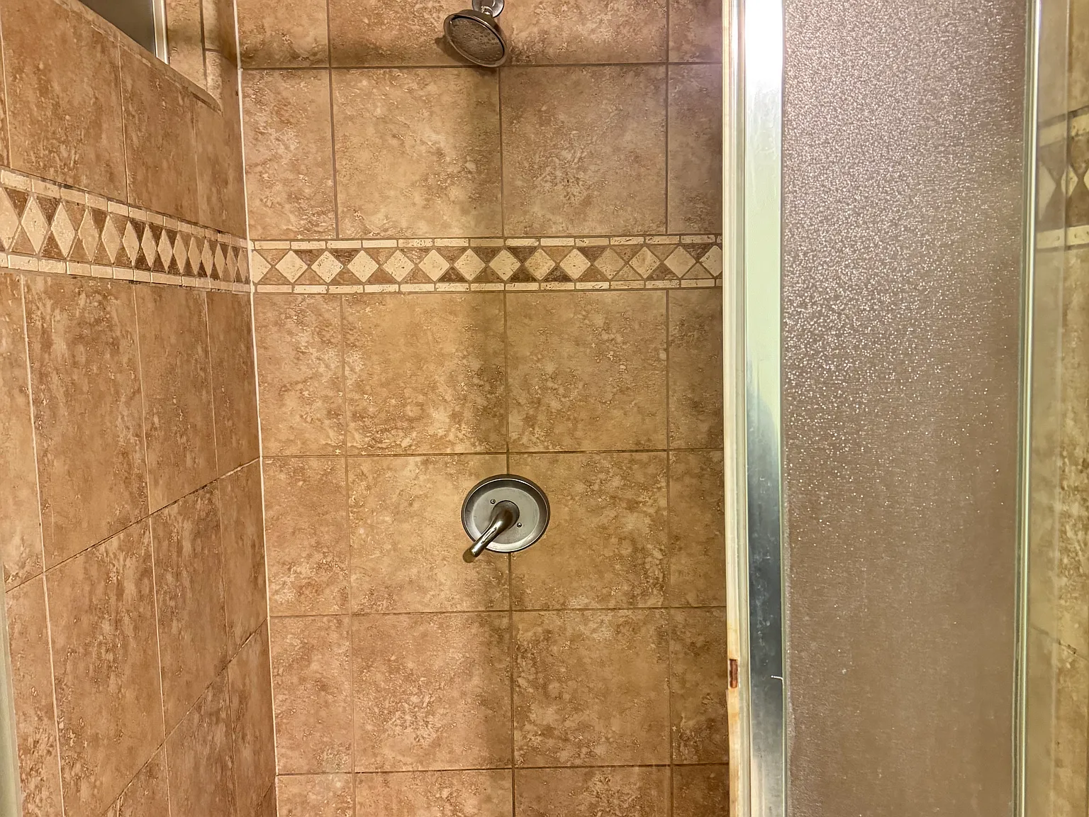 3 bed, 1764 sqft, $3,500 — Photo 4