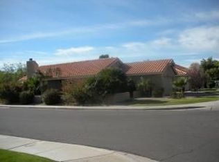 8041 W Paradise Dr, Peoria, AZ 85345