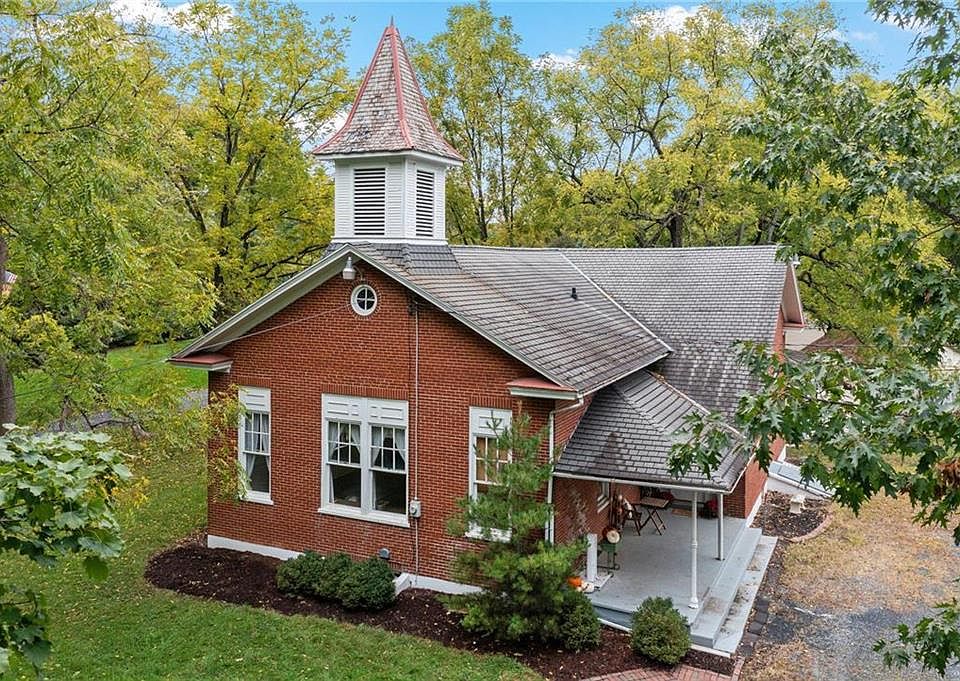 9035 Breinigsville Rd, Breinigsville, PA 18031 Zillow