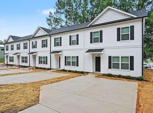 41 E 13th St, Newton, NC 28658