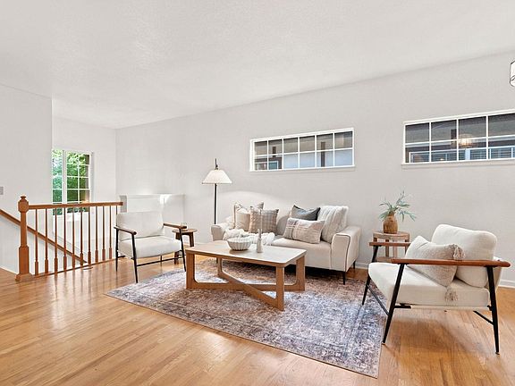 3rd image of 1514 Wicklow Ln