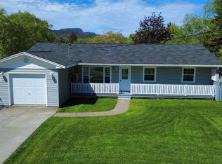 19 3rd Ave, Pasadena, NL A0L1K0