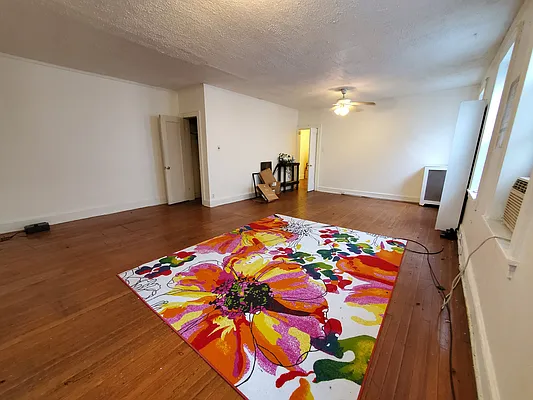 Rented by Mega Homes Realty INC | media 15