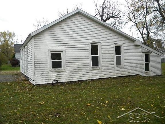 2nd image of 309 Grant St
