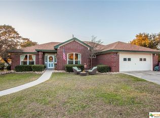 32 Ridgewood Dr, Morgans Pt Resort, TX 76513