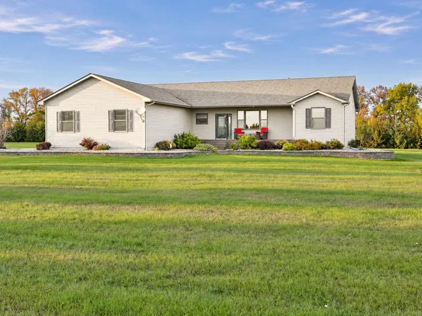 1749 Droog Ct, Aberdeen, SD 57401