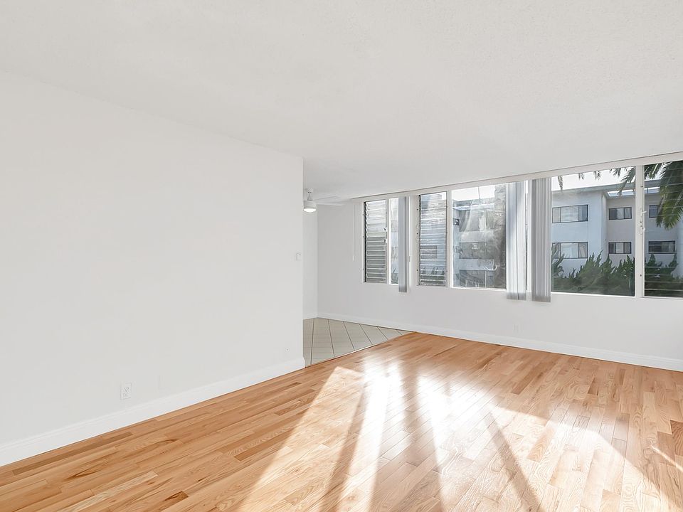 1st image of 222 Washington Ave #25