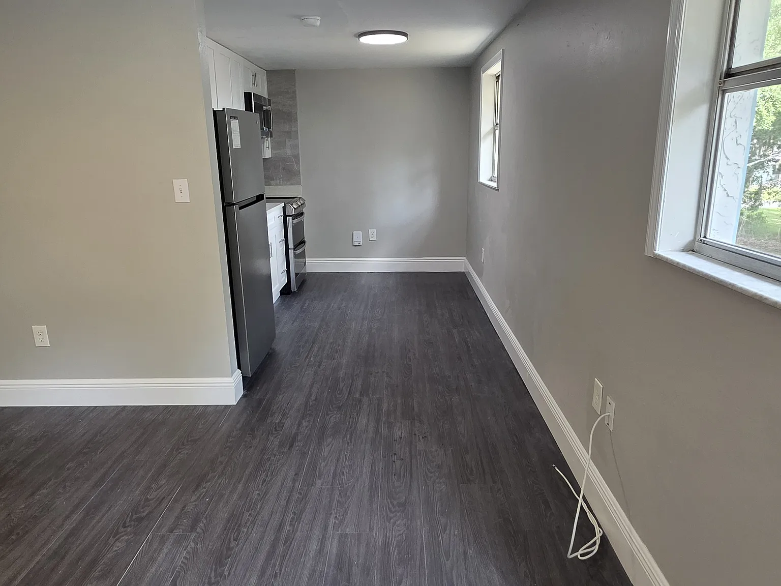 2 bed, 700 sqft, $1,349 — Photo 2