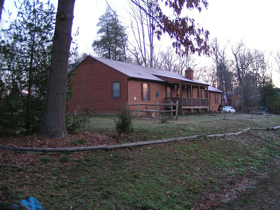 2nd image of 6440 Lakeway Dr