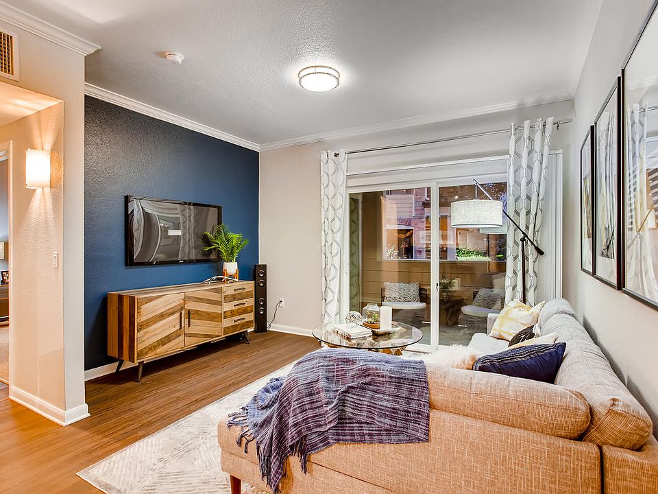 The Seasons at Horsetooth Crossing | Fort Collins, Co. Apartments