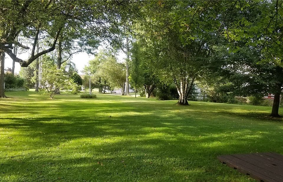 2nd image of Pettibone Rd