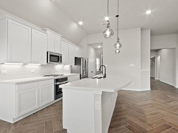 Gourmet kitchen with island