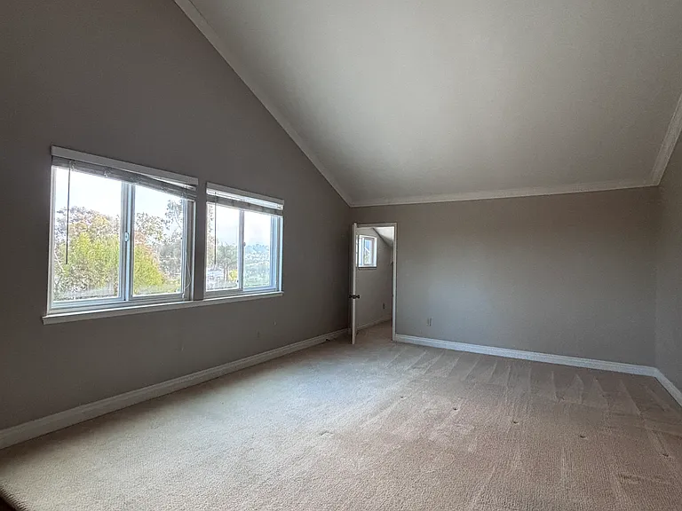 1507 Valleda Ln — Photo 10