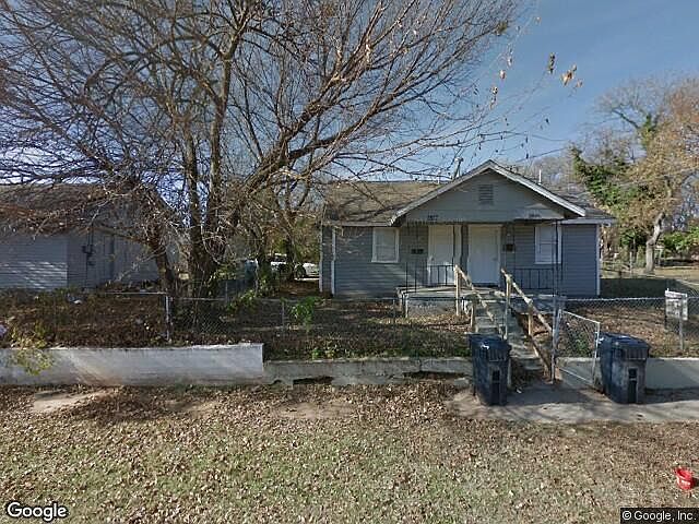 1st image of 2817 S Broadway Ave