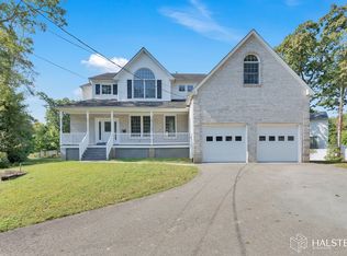 20 Ivy Pl, Monroe Township, NJ 08831