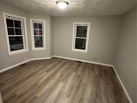 2nd image of 36 Ashland St #1