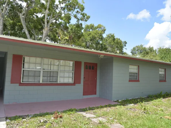 3005 Tennessee Ave, Fort Pierce, FL 34947