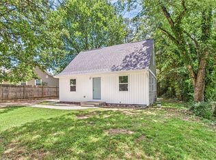 1104 Louise Rd, Winston Salem, NC 27107