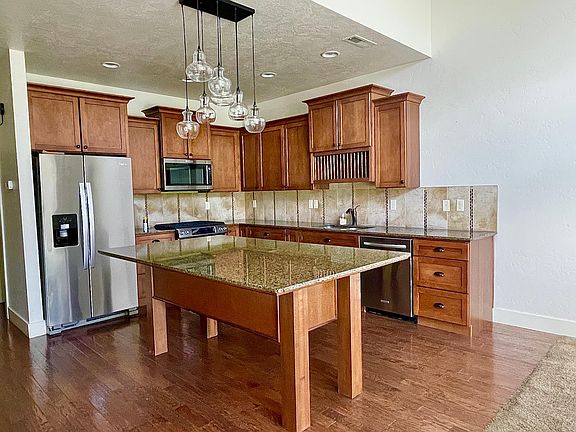 Kitchen Large counter table