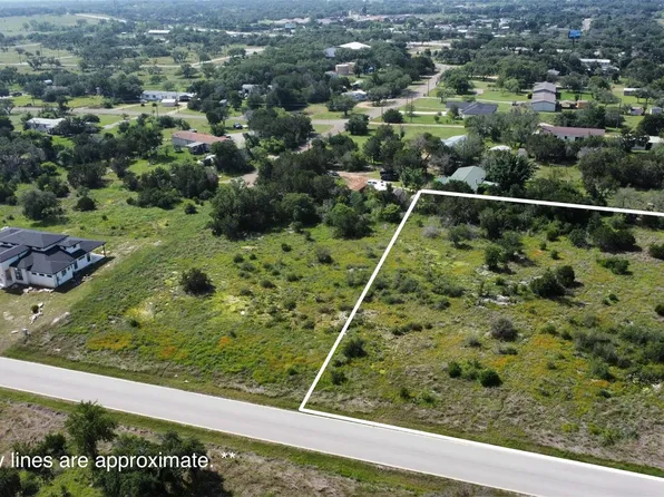237 Spicewood Trails Dr, Spicewood, TX 78669