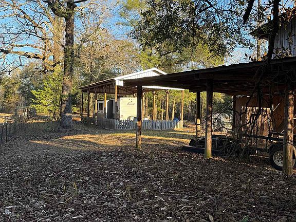 2nd image of 10 Blessed Way