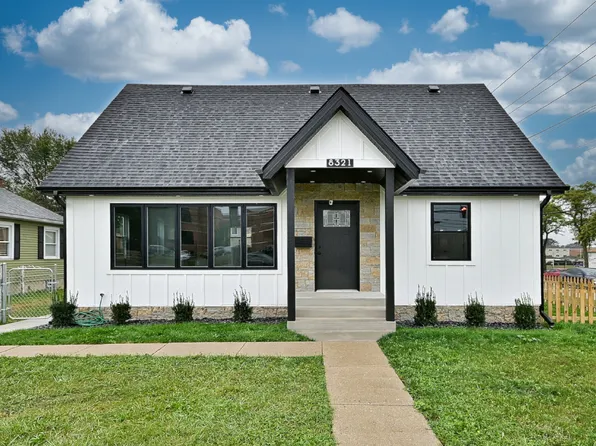 8321 W Ballard Rd, Niles, IL 60714