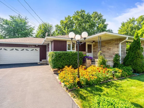 1108 Pomer Way, Menasha, WI 54952