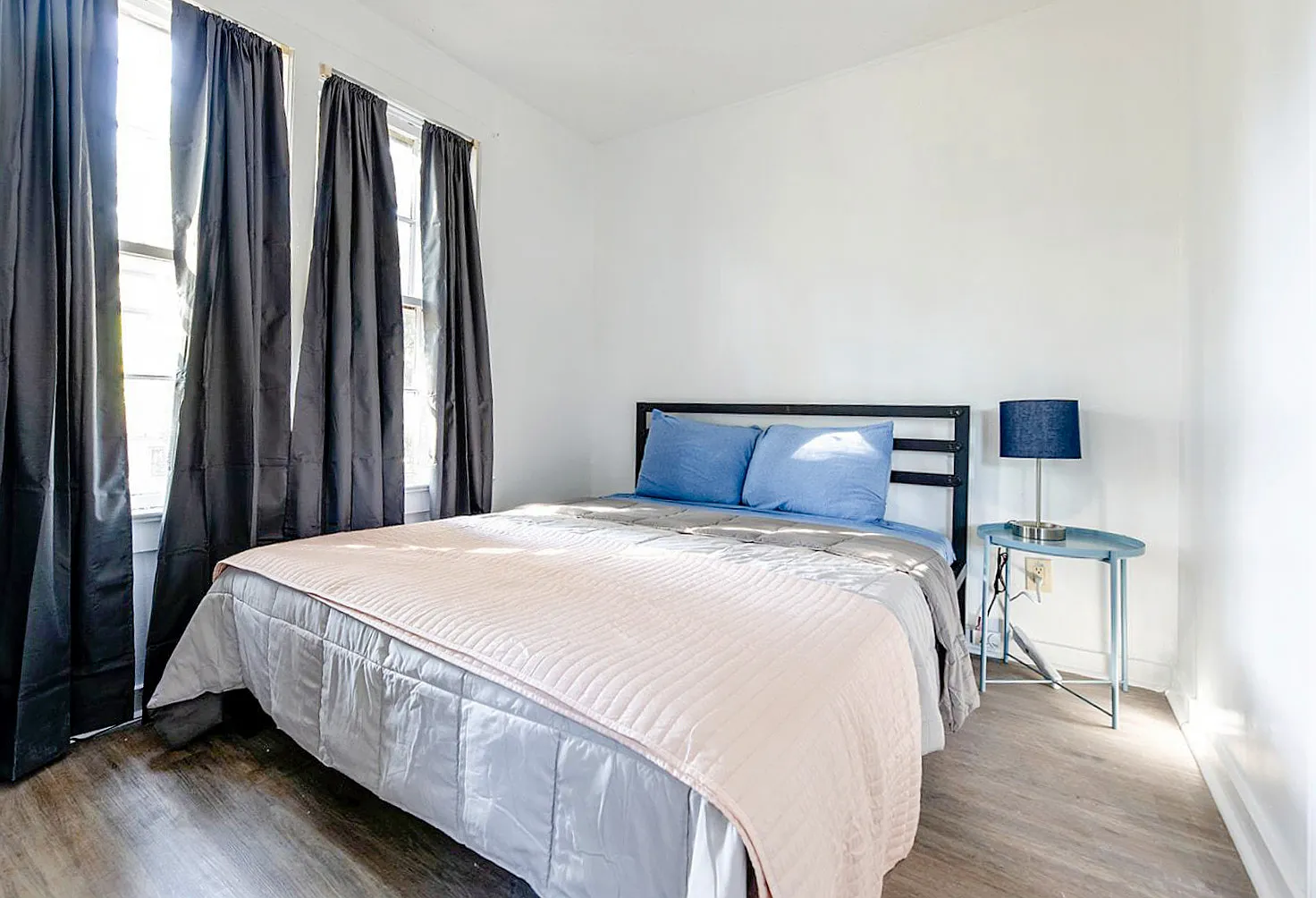 3 bed, 1.0 bath, 1773 sqft, $789 — Photo 1