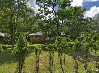 15 Fred Eller Dr, Monsey, NY 10952