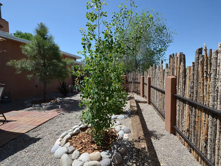 303 Villeros St — Photo 13