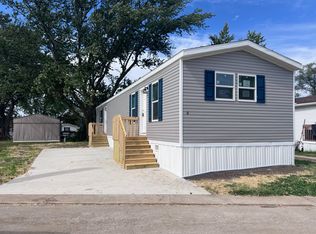 6 Evergreen Dr, Belton, MO 64012