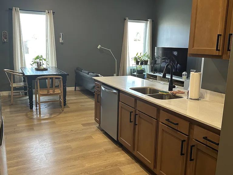 317 S Anderson St #11 — Photo 1
