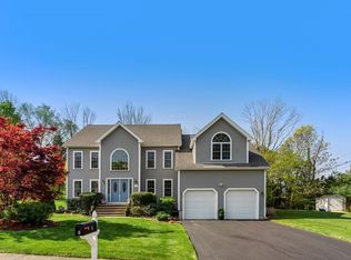 5 Laura Dr, Attleboro, MA 02703