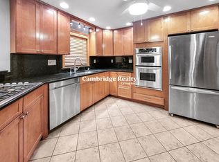 26 Gladstone St #1T, Everett, MA 02149