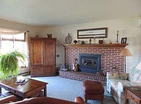 3rd image of 2646 Grandview Pl