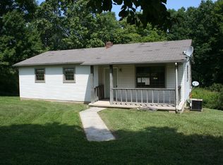 1045 Pearl Hinds Rd, Jamestown, TN 38556