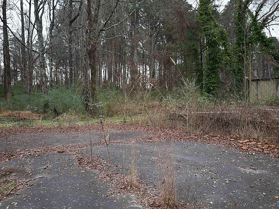4th image of 1.38 State Highway 72