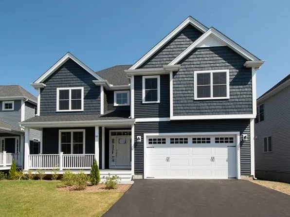 10 Douglas St, Weymouth, MA 02190