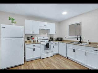 327 E Locust St APT 203, San Antonio, TX 78212