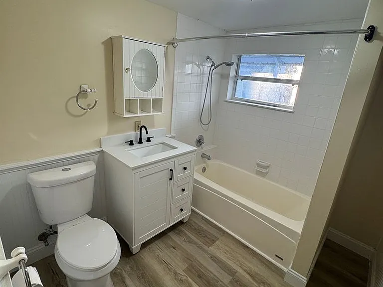 10 Olive St — Photo 24