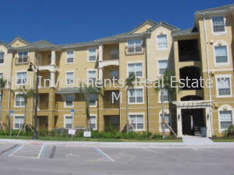 1st image of 4126 Breakview Dr #109
