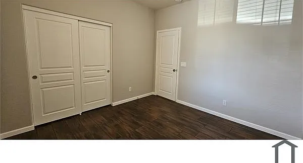 10886 W Locust Ln — Photo 40