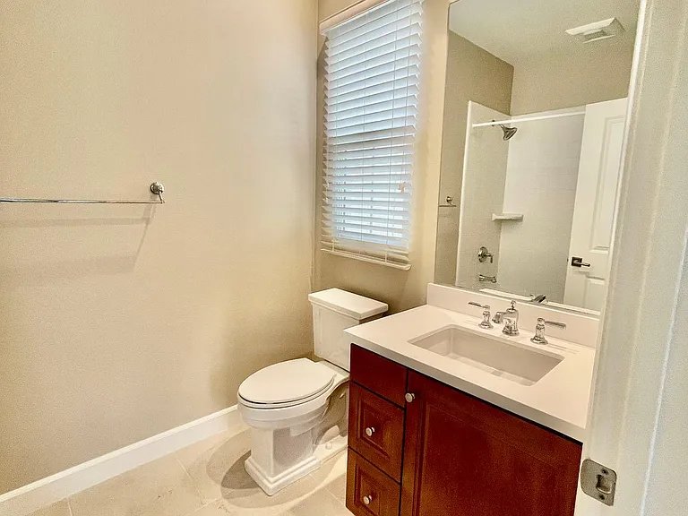 106 Espina — Photo 44