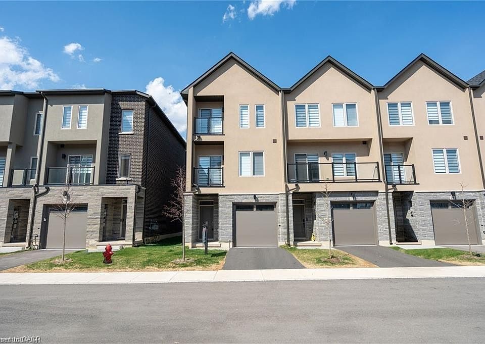 1st image of 15 Raspberry Ln