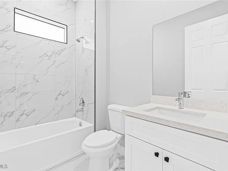2507 NW 25th St — Photo 12