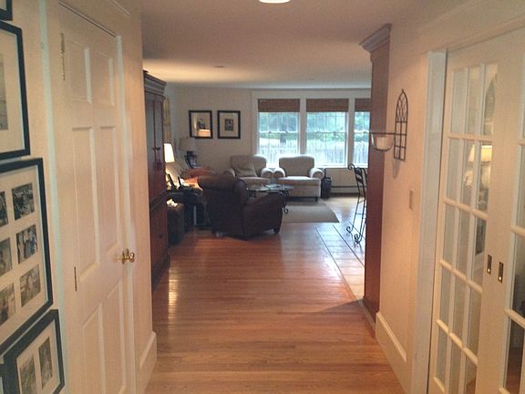 Hallway to Family Room/Kitchen